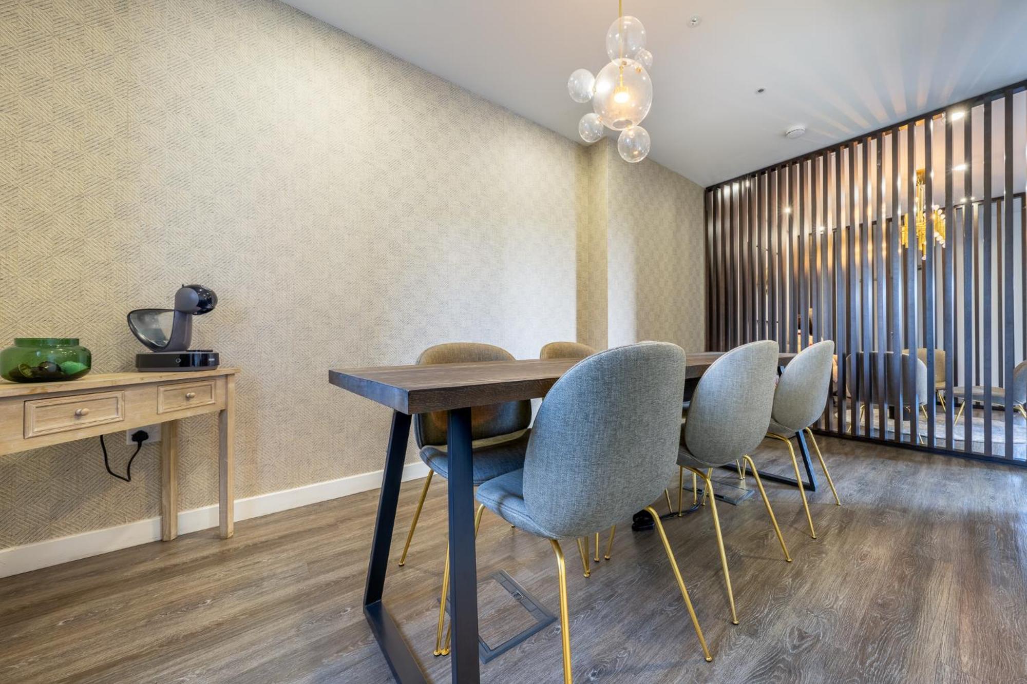 Luxury 1 Bedroom Serviced Apartment With Roof Terrace & Gym Stevenage Eksteriør billede
