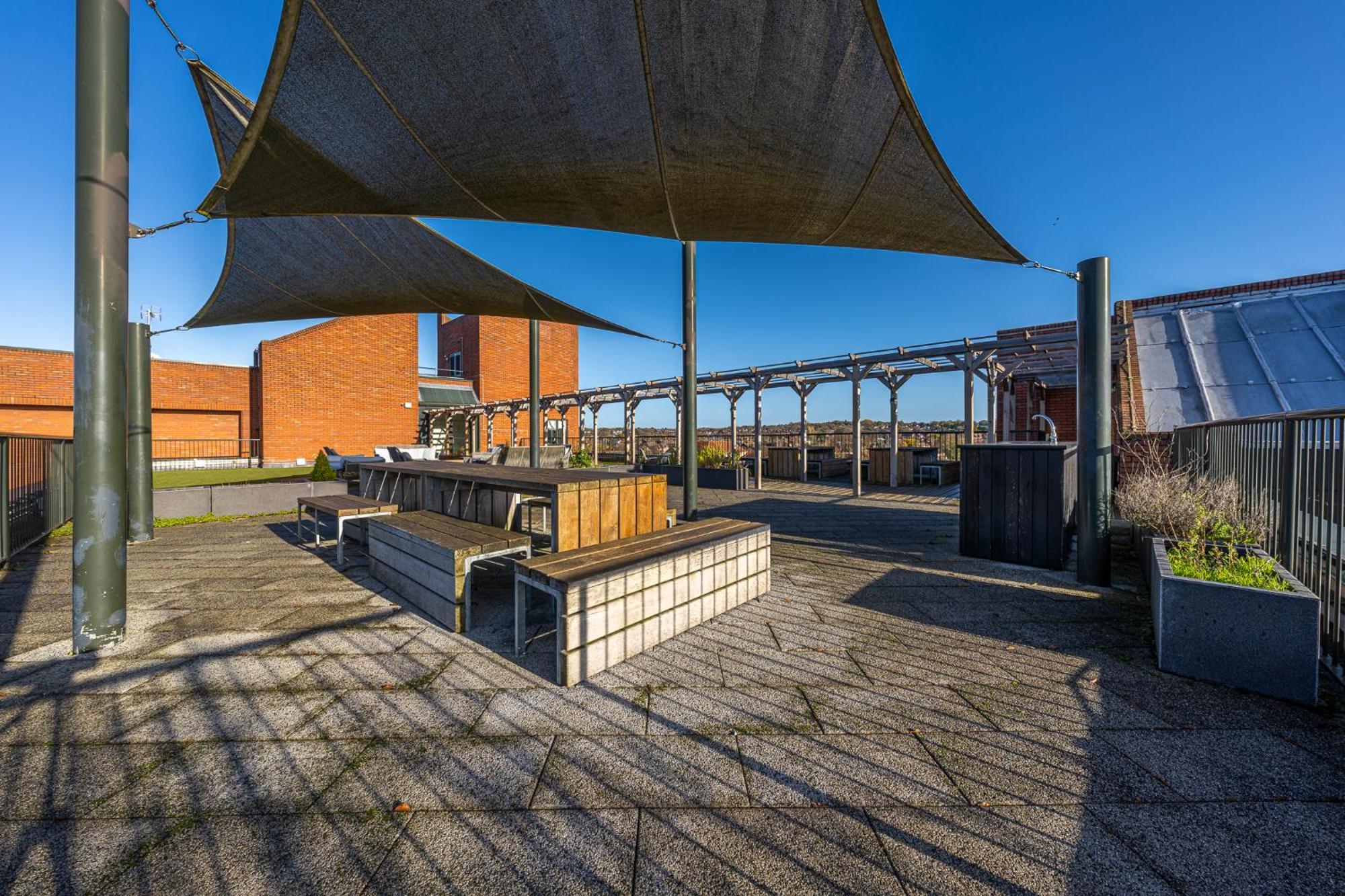 Luxury 1 Bedroom Serviced Apartment With Roof Terrace & Gym Stevenage Eksteriør billede